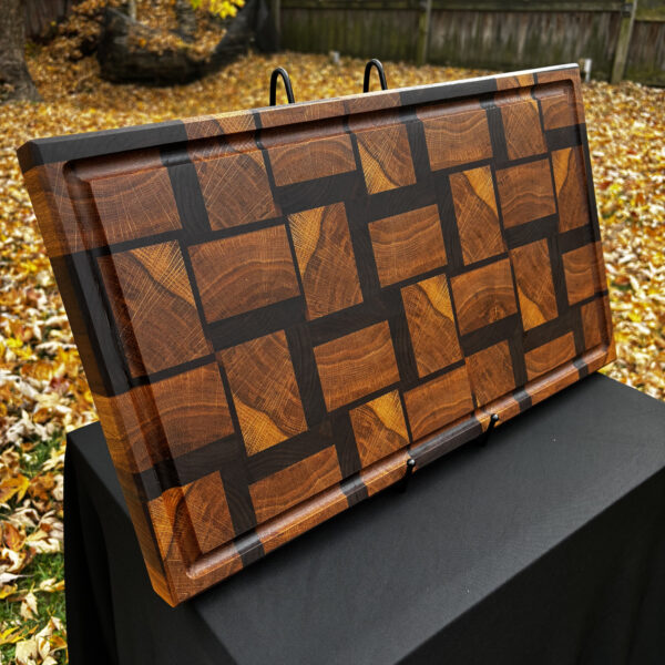 Floating Square Cutting Board